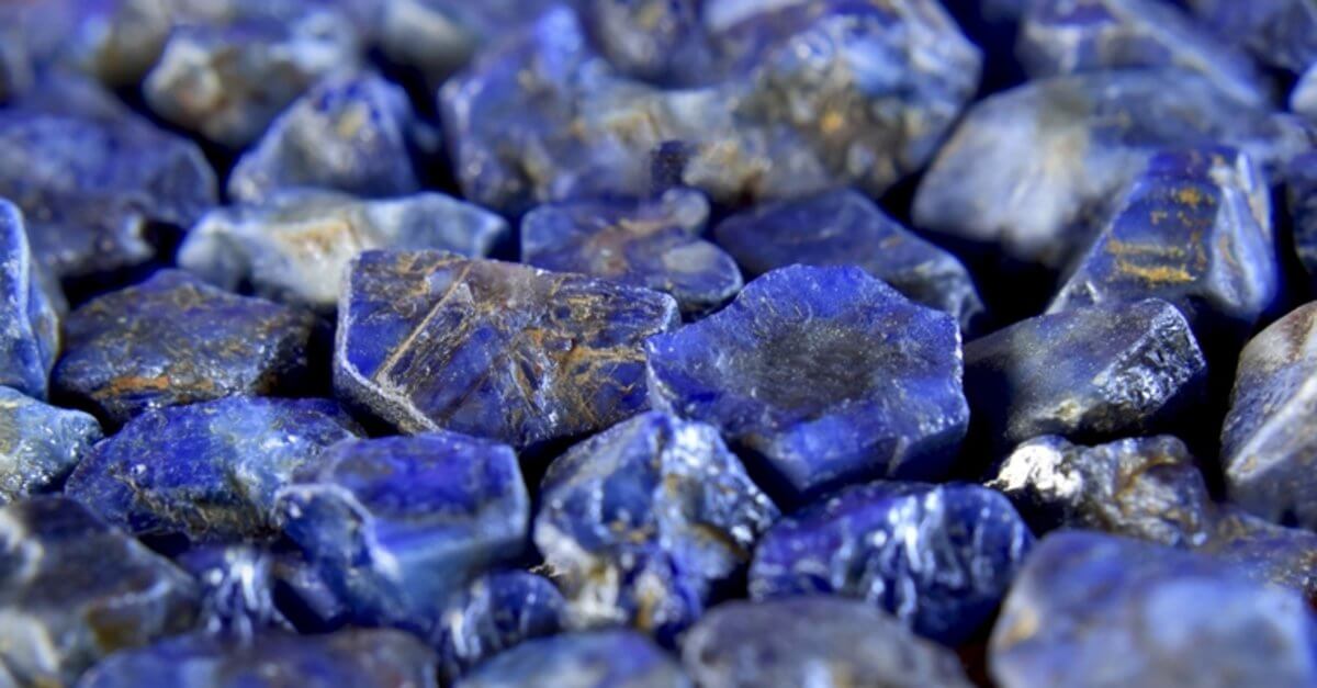 Lapis Lazuli Taşı Kullanım Alanları Nelerdir?